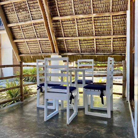Surya Beach Resort Palawan Aborlan Exterior foto