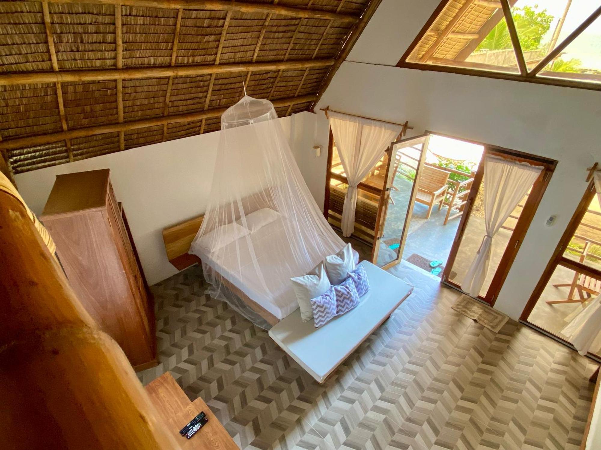 Surya Beach Resort Palawan Aborlan Exterior foto
